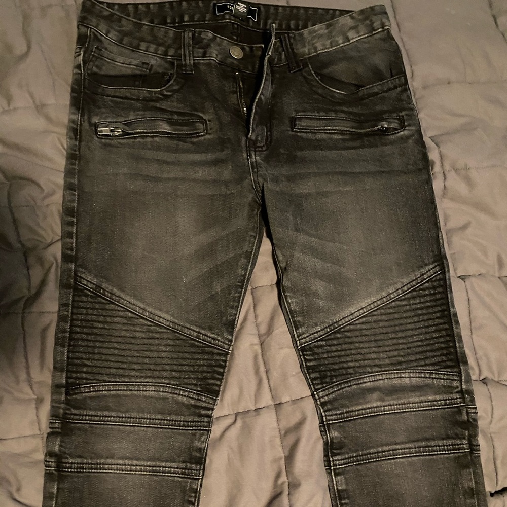 Forever 21 skinny jeans